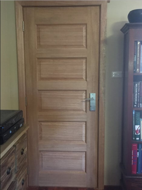 Wooden door with rectangular design